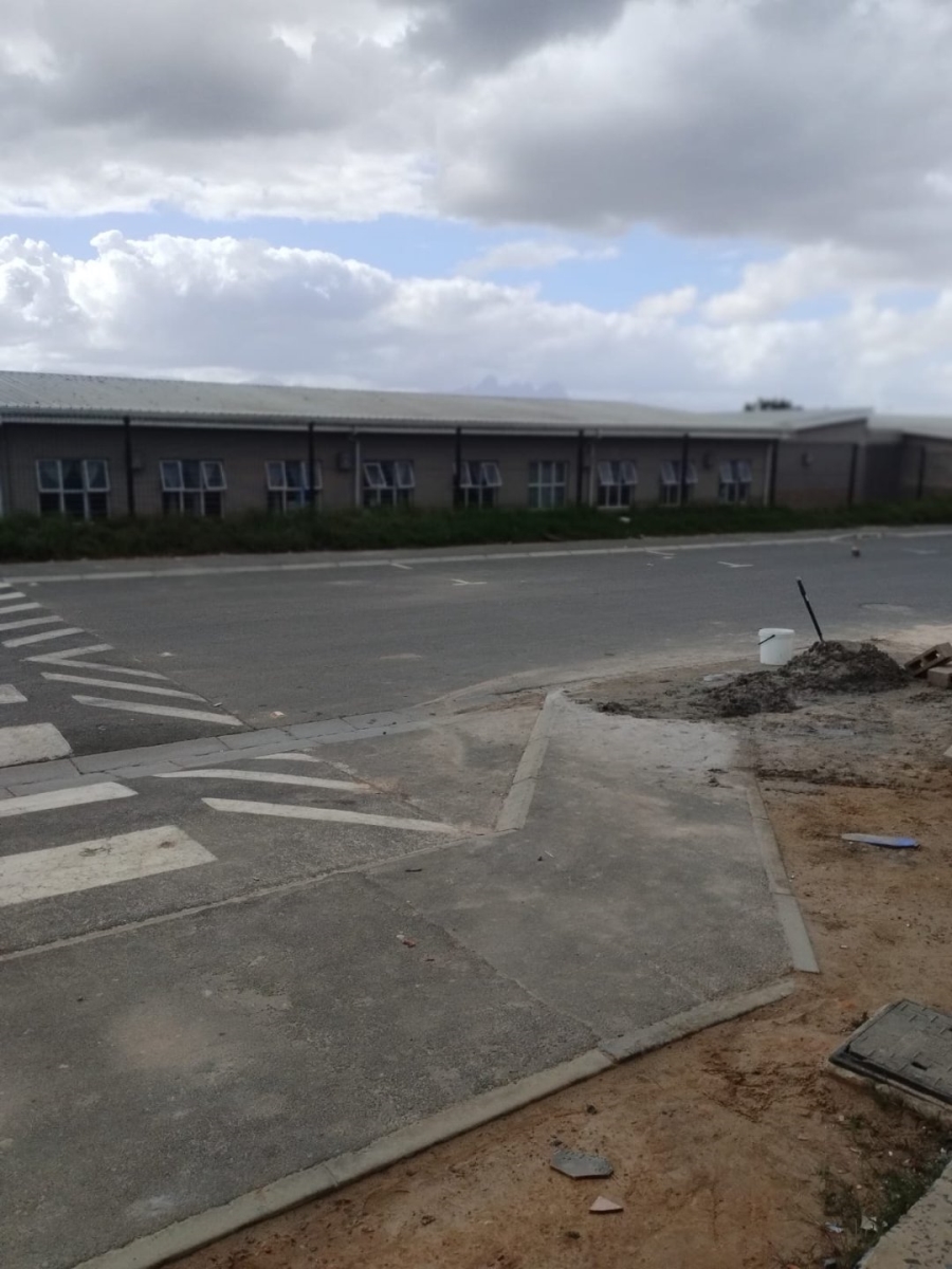  Bedroom Property for Sale in Forest Village Western Cape